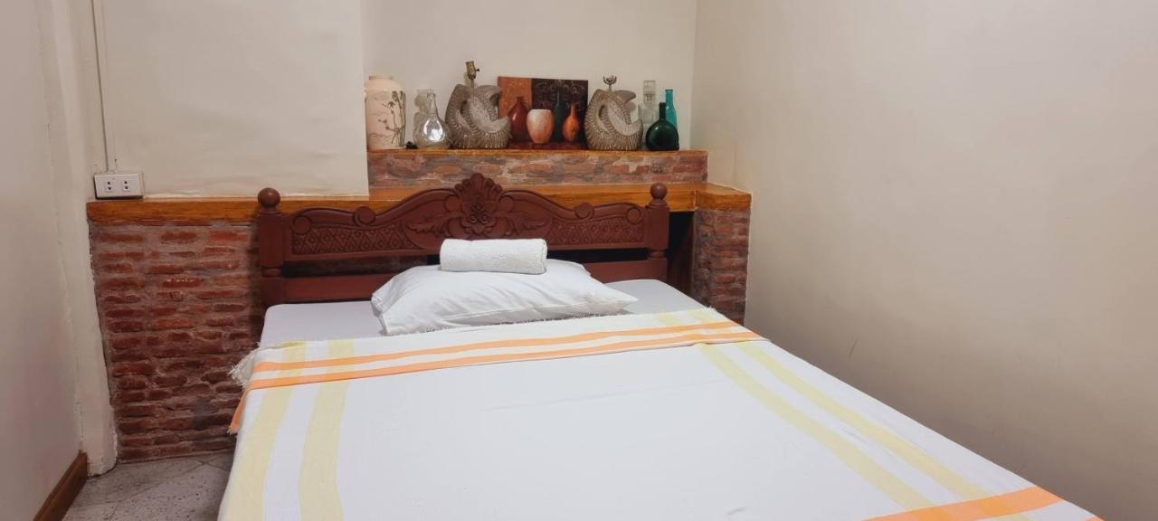 Hotel Casa Familya Batac Esterno foto