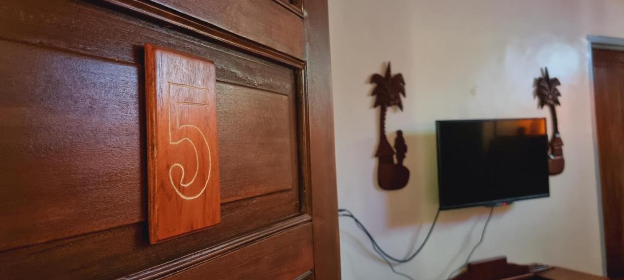 Hotel Casa Familya Batac Esterno foto
