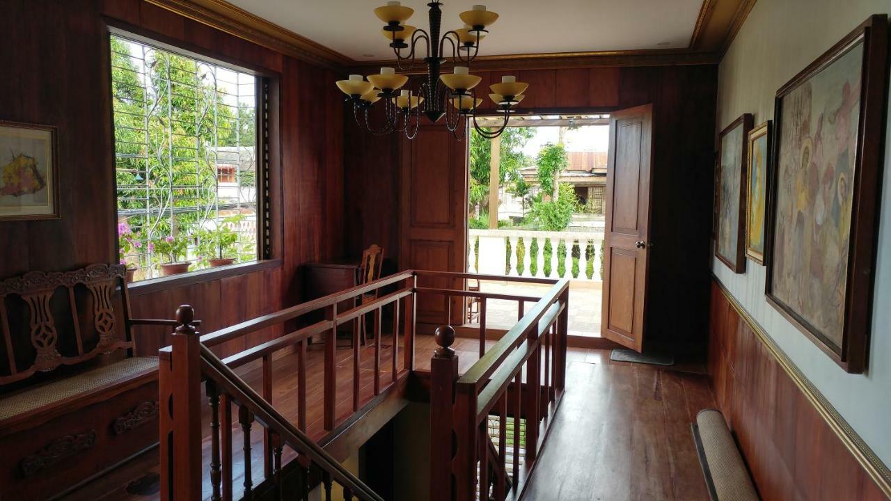 Hotel Casa Familya Batac Esterno foto